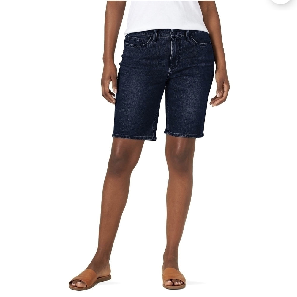 LEE women's midrise bermuda denim short 16M new with tags